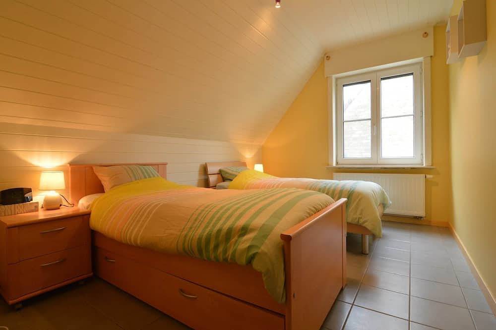Zonovergoten villa in Diksmuide met tuin en sauna in Diksmuide, West-Vlaanderen