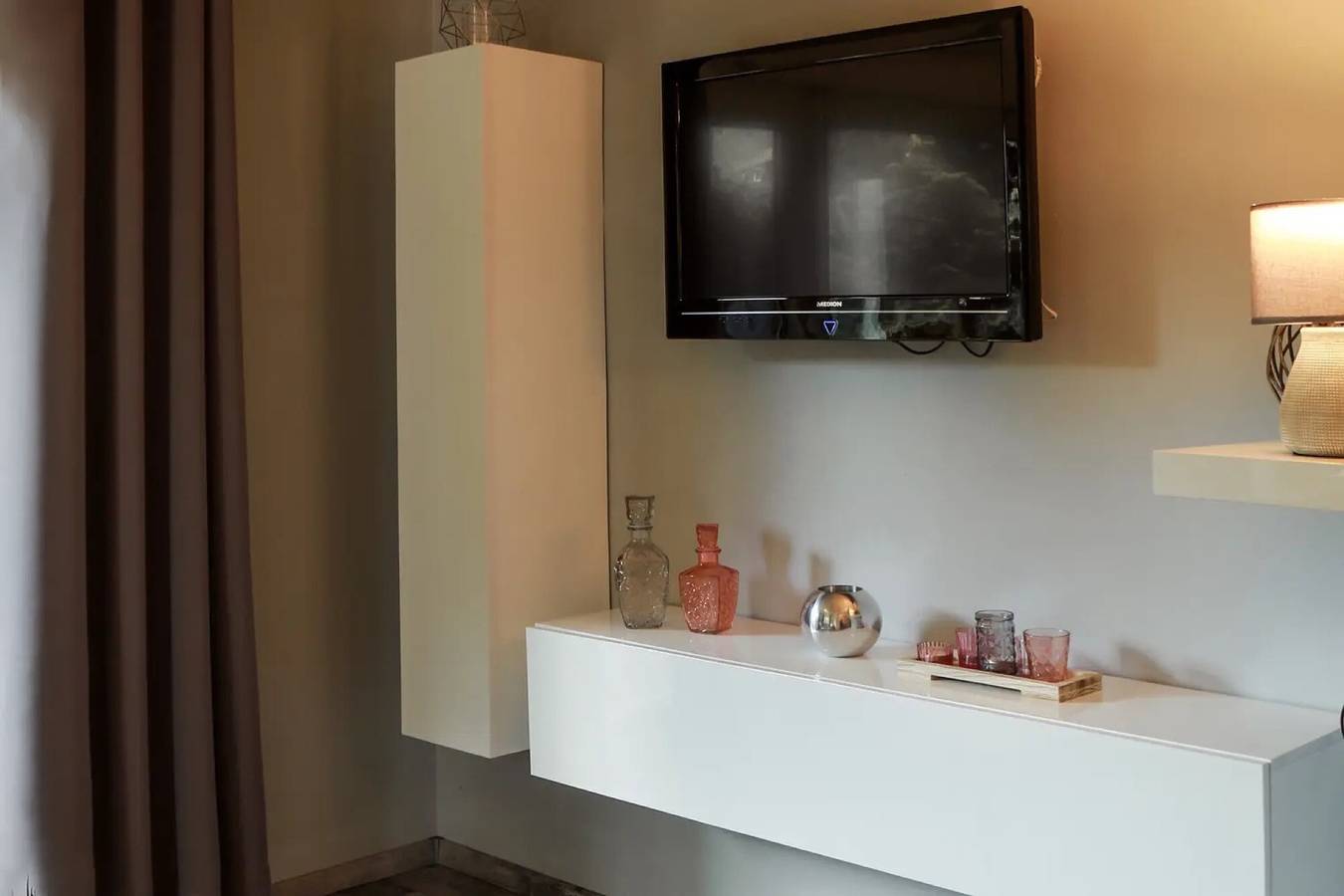 Ganze Wohnung, Ferienwohnung 'Fewo Malerstübchen' mit Privatterrasse und Wlan in Willingen, die Mittelgebirge
