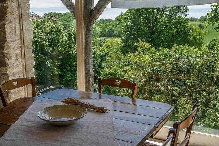 Gîte pour 6 personnes, avec piscine et terrasse à Rouffiac