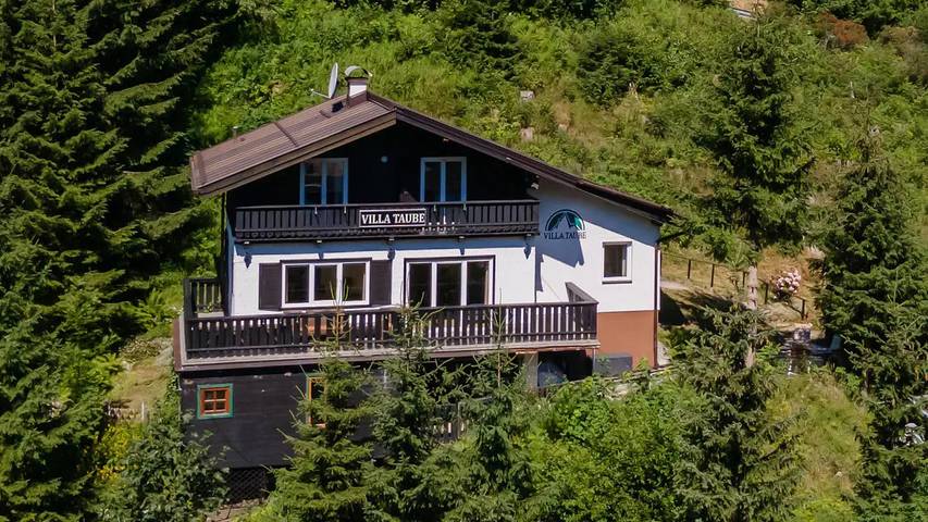 Ferieleilighet for 7 personer, med hage - 1