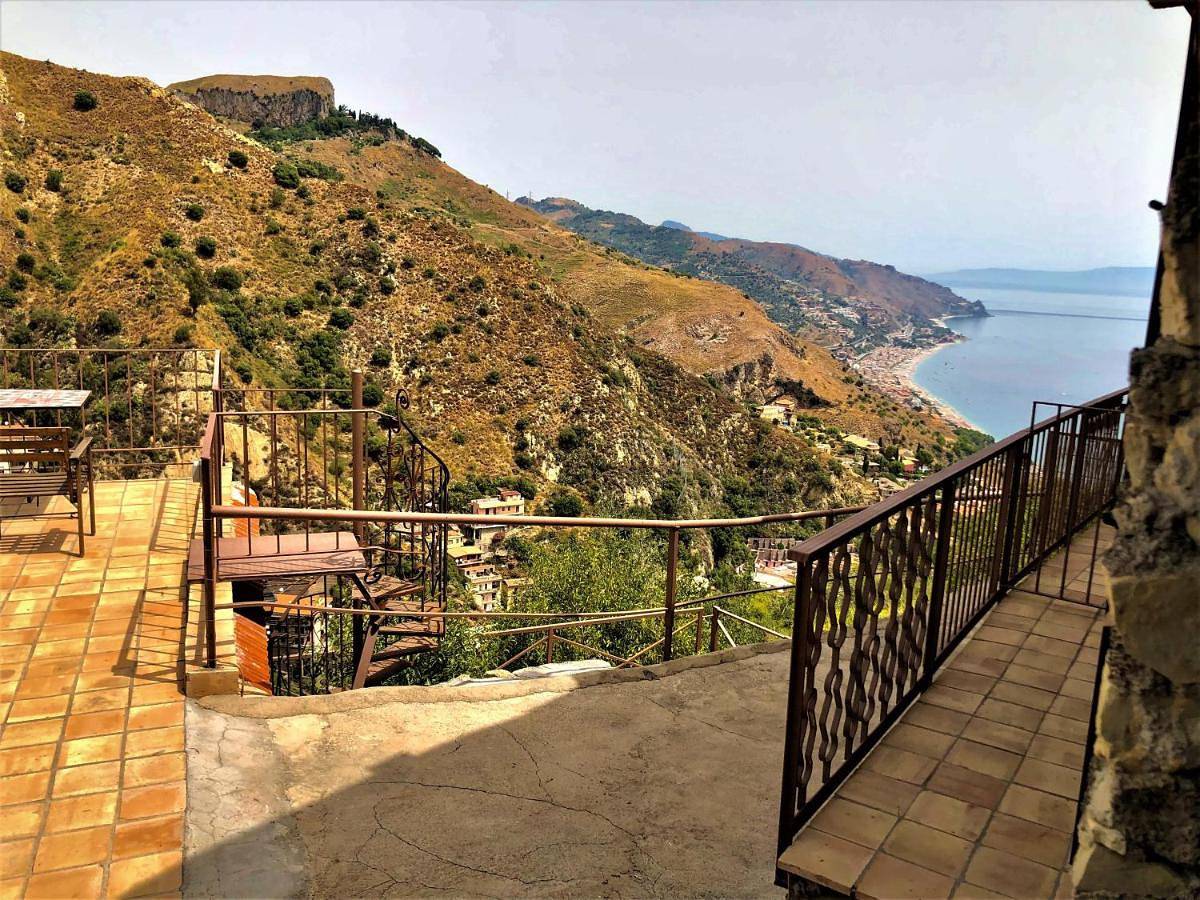 Villa Almoezia Charming B&B in Taormina, Provincie Messina