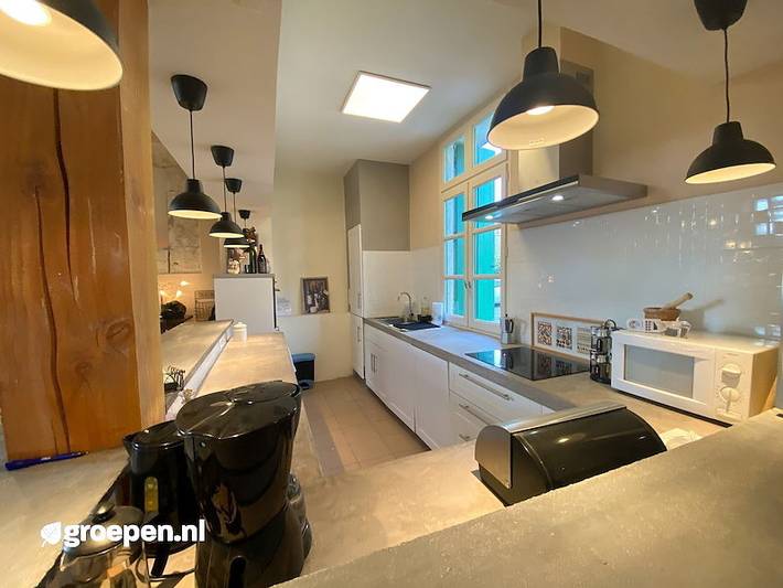 Location de vacances pour 8 personnes, avec terrasse et balcon/terrasse à Roujan - 2