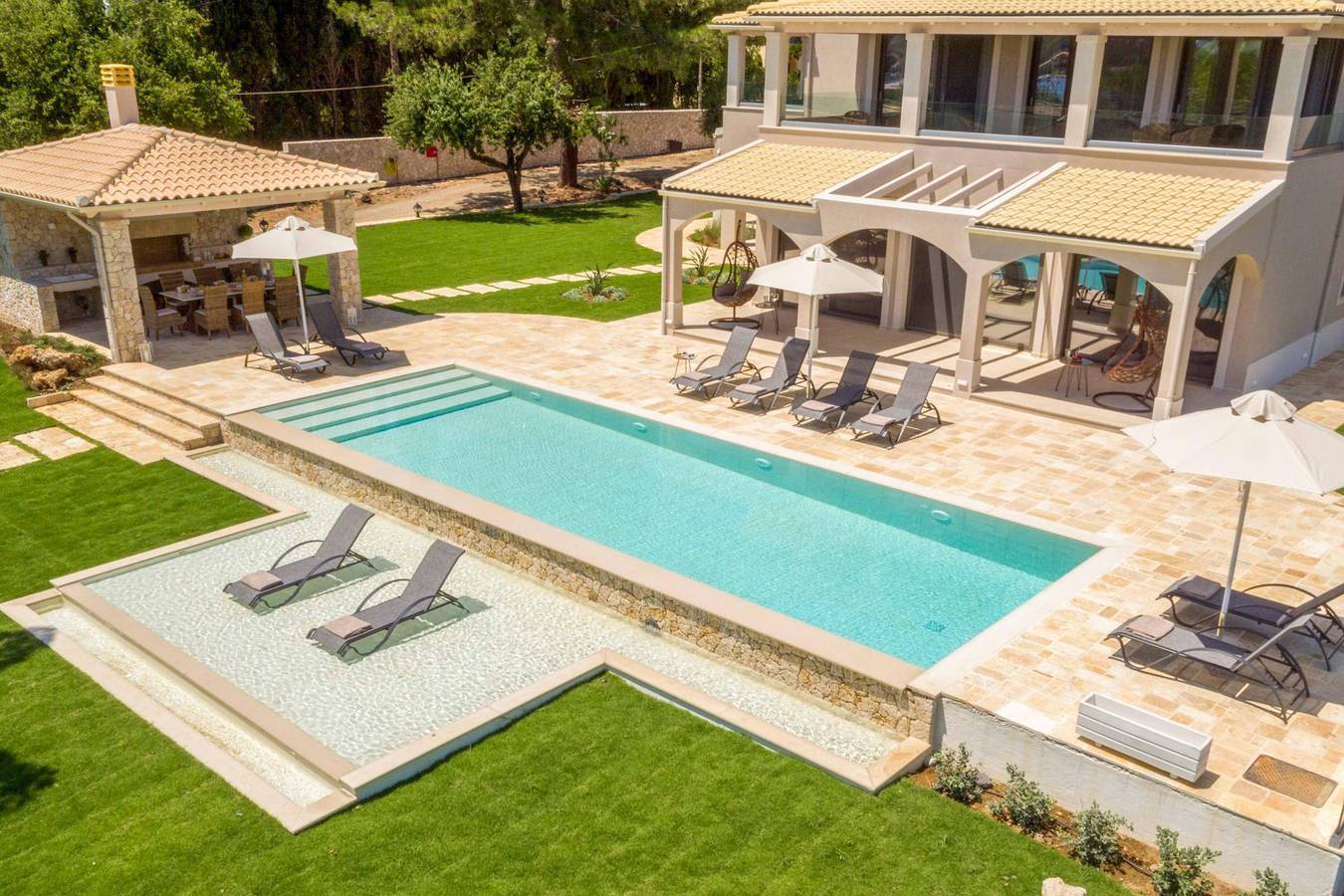 Villa Onore - Luxurious pool jacuzzi in Δασσιά, Κέρκυρα