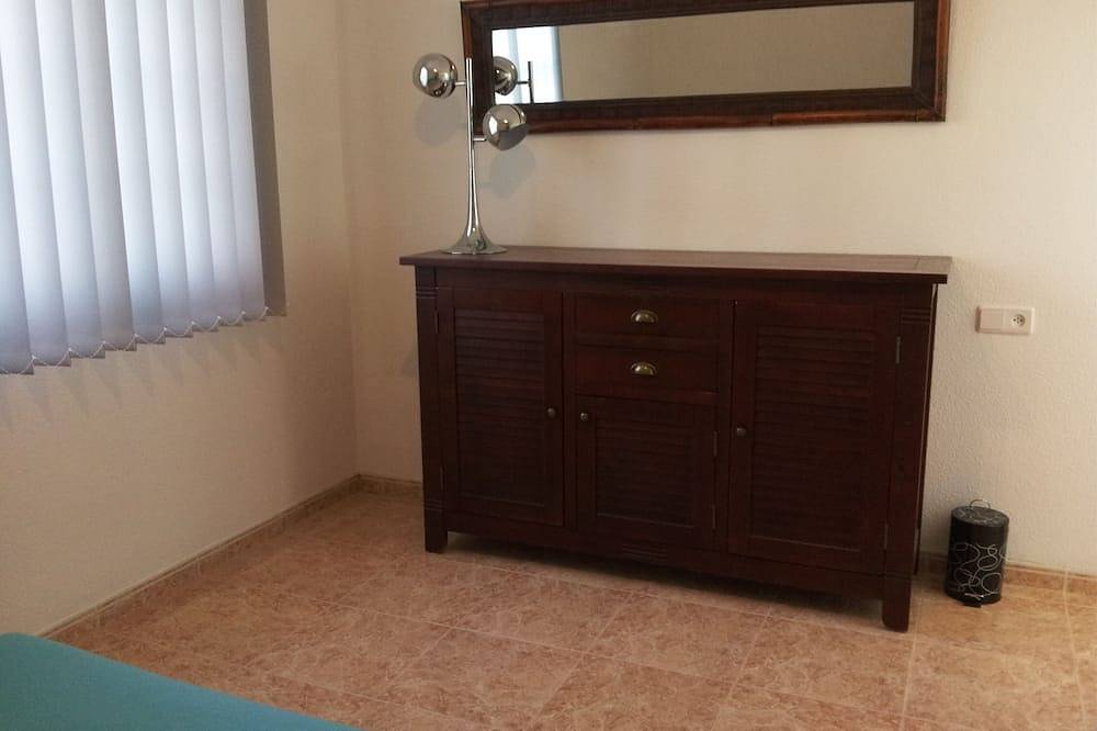 Freistehende Villa, Privatpool + Internet innerhalb von 10 Min zu Fuß zum Strand in Vinaròs, Costa del Azahar