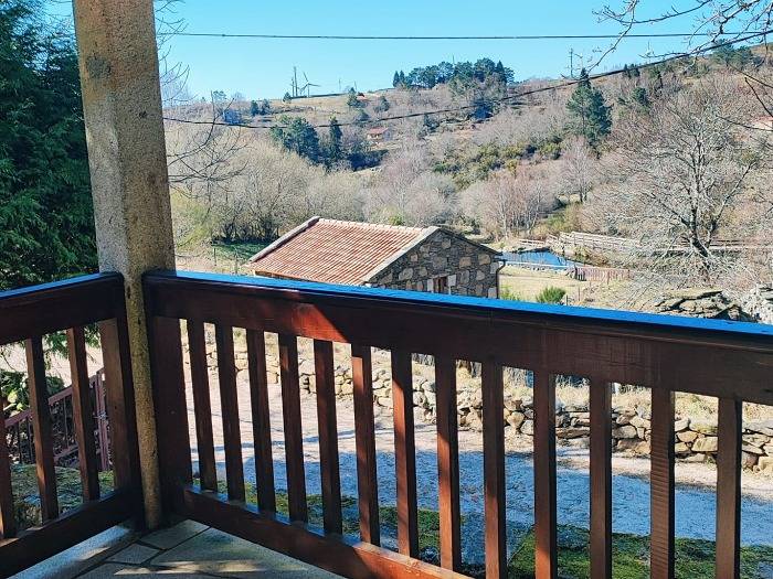 Casa rural para 7 personas, con vistas al lago además de balcón y jardín, Se admiten mascotas en Melgaço - 3