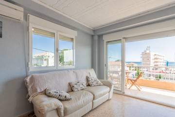 Ferienwohnung für 6 Personen in Playa de Les Deveses, Dénia, Bild 1
