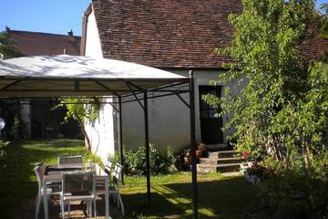 Gîte pour 6 personnes, avec jardin à Sauliac-sur-Célé