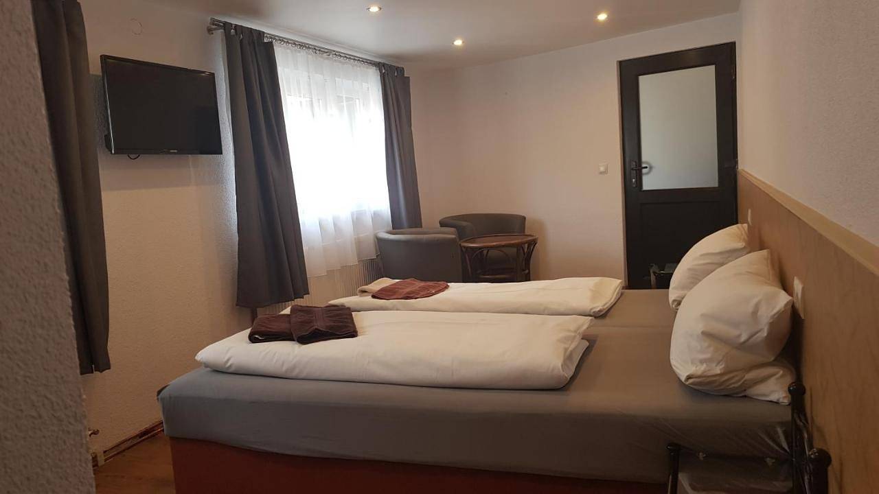 Appartement entier, Nibelungen - Ferienwohnungen - Worms - Apartments in Worms (Allemagne), Kurpfalz