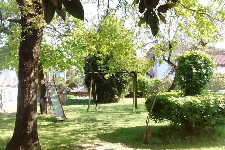 Ferienwohnung für 8 Personen, mit Garten