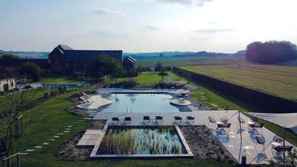 Hôtel pour 2 personnes, avec jacuzzi et piscine ainsi que sauna et jardin à Ohey