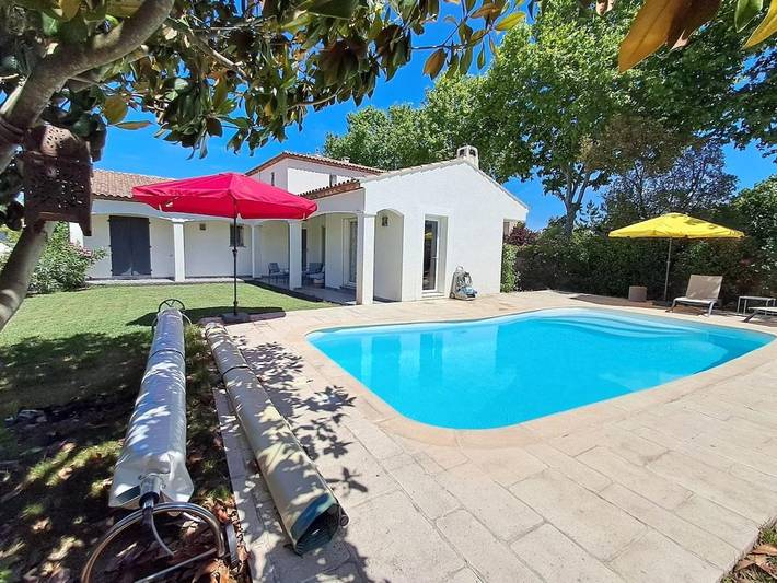 Location de vacances pour 6 personnes, avec piscine ainsi que jacuzzi et jardin, animaux acceptés à Saussan - 2