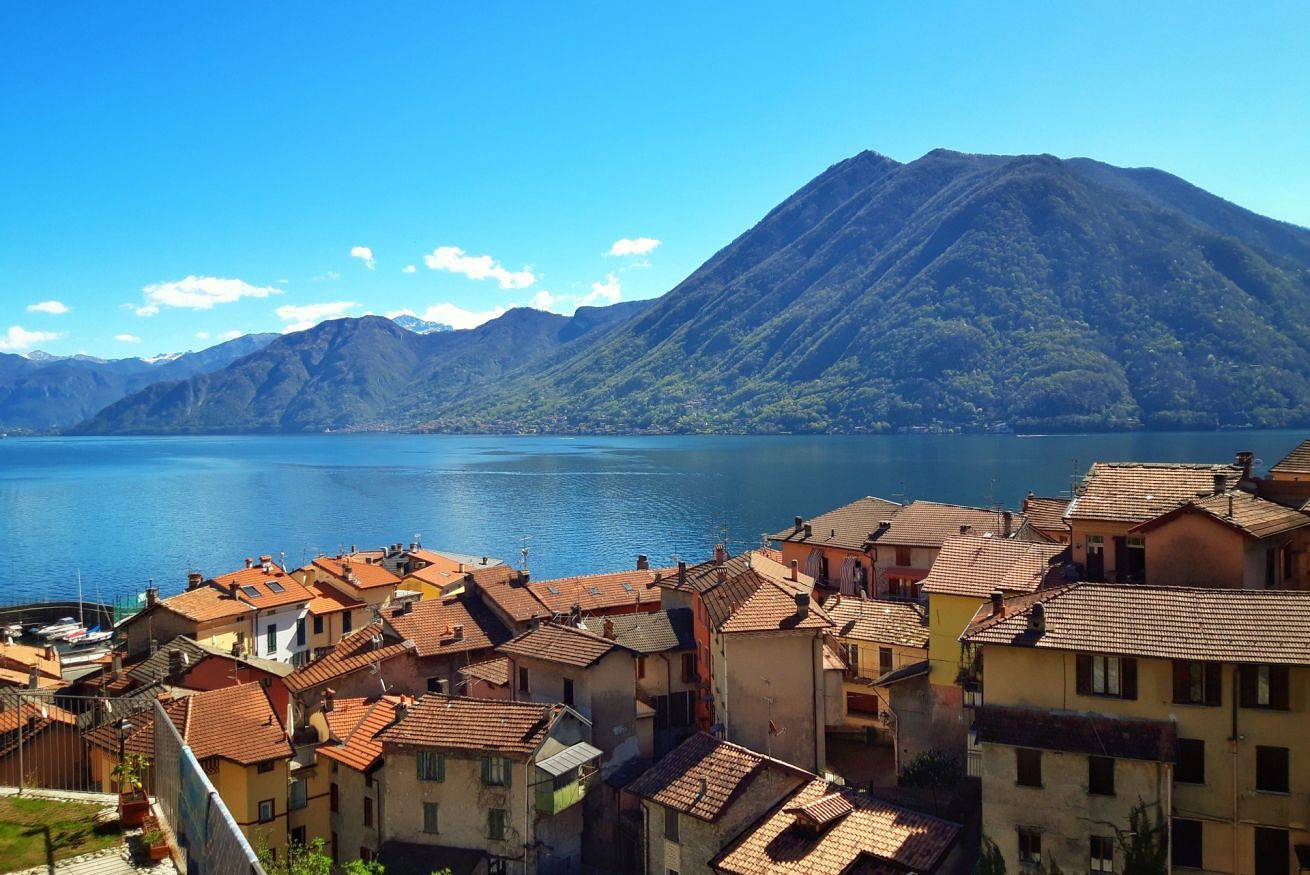 Entire apartment, Lake View Gateway in Argegno, Comune di Argegno