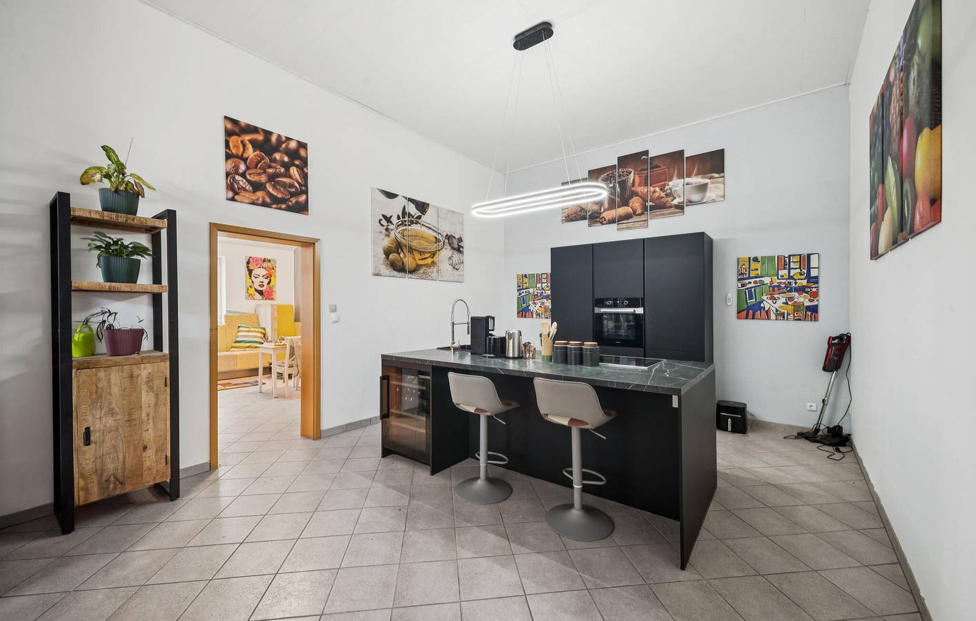 Gemütliche Wohnung mit Parkplatz und WiFi bei Dickendorf in Steinebach/Sieg, Altenkirchen & Umgebung