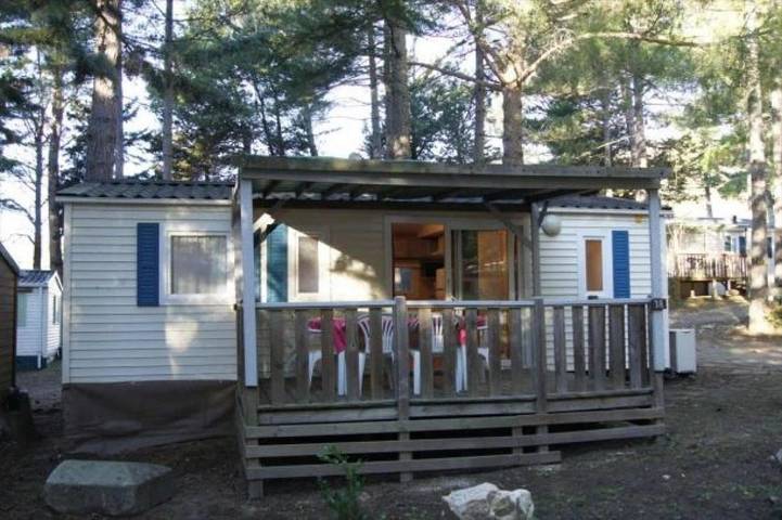 Camping pour 6 personnes, avec Piscine