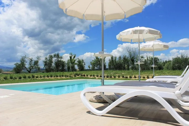 Bed and breakfast per 4 persone, con panorama e piscina nonché giardino - 1