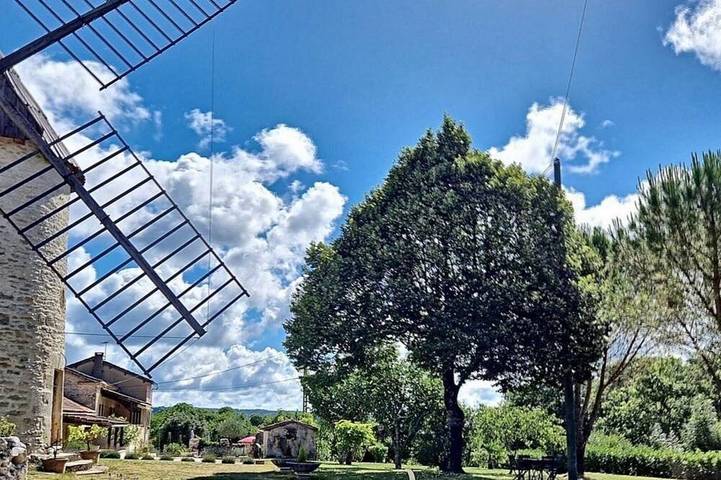 Location de vacances pour 2 personnes à Aujols