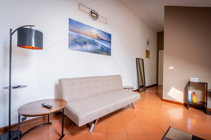 Apartamento entero, Piazza michele ferrero - sulla piazza centrale in Alba, Langhe