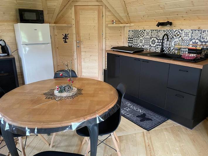 Location de vacances pour 4 personnes, avec jardin et jacuzzi à Cérans-Foulletourte - 3