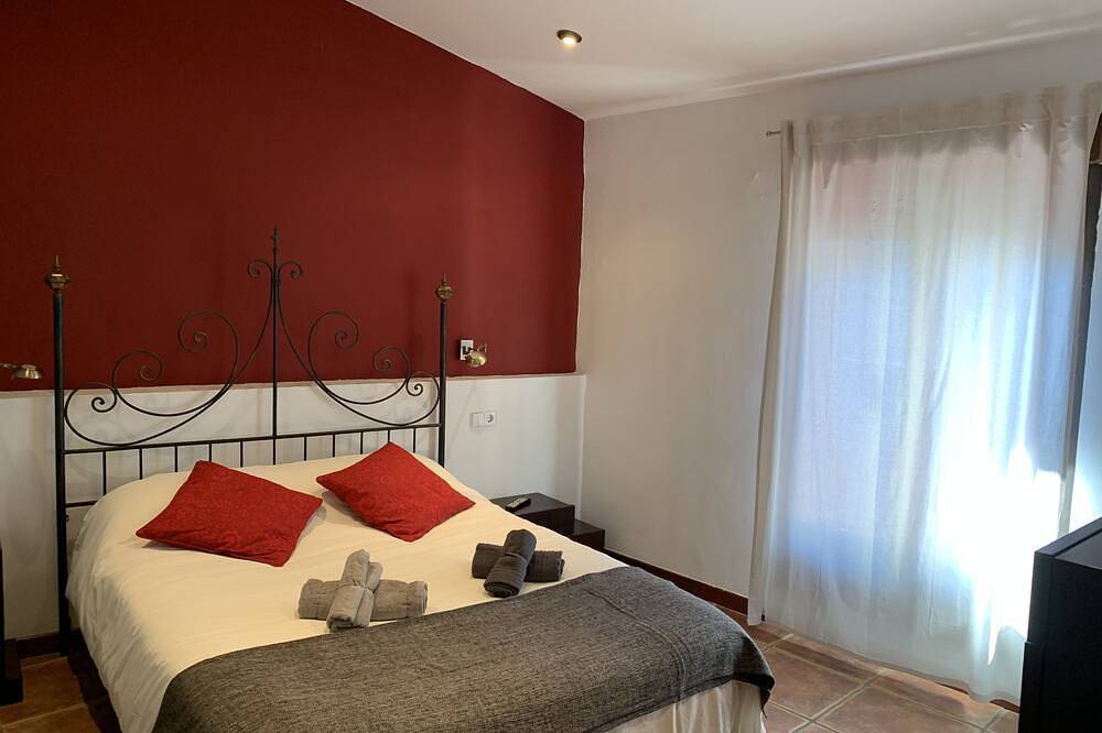 Entire apartment, Rioja Breton Coqueto in Logroño, La Rioja Province