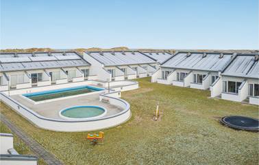 Ferienwohnung für 5 Personen, mit Terrasse und Pool, mit Haustier in Tranum Strand
