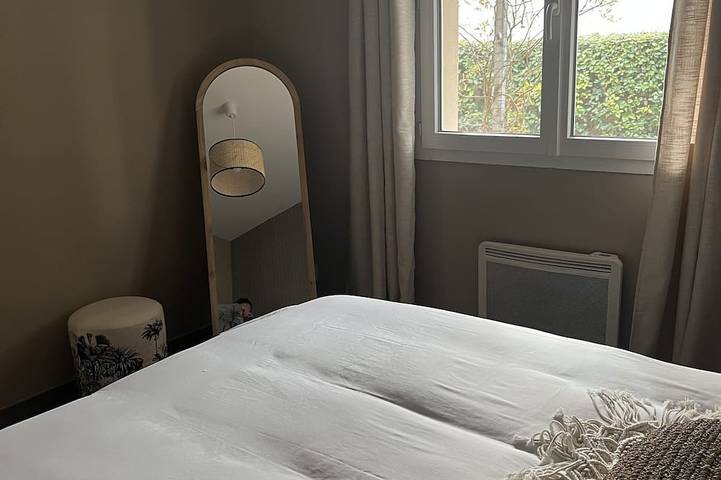 Location de vacances pour 8 personnes, avec terrasse et jardin, animaux acceptés à Canet (Hérault) - 3