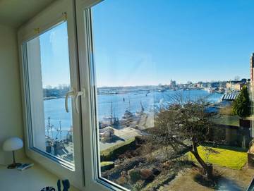 Ferienwohnung für 2 Personen, mit Ausblick und Seeblick sowie Balkon in Schlei