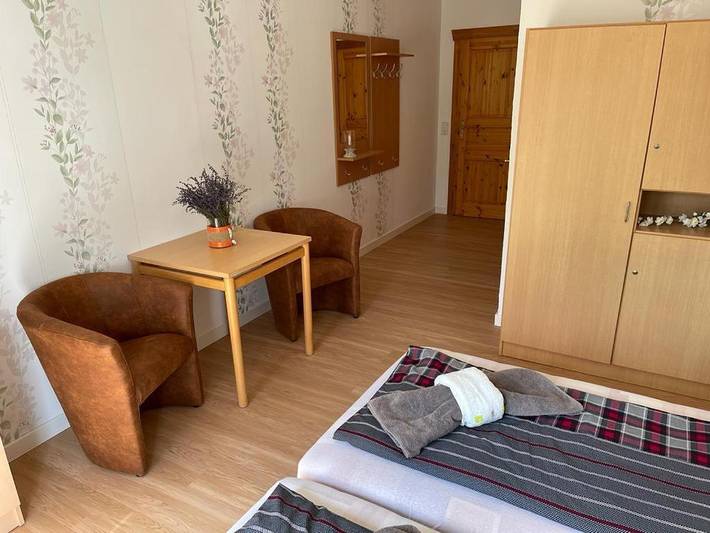 Location de vacances pour 2 personnes, avec jardin ainsi que vue et terrasse dans Konigerode - 3