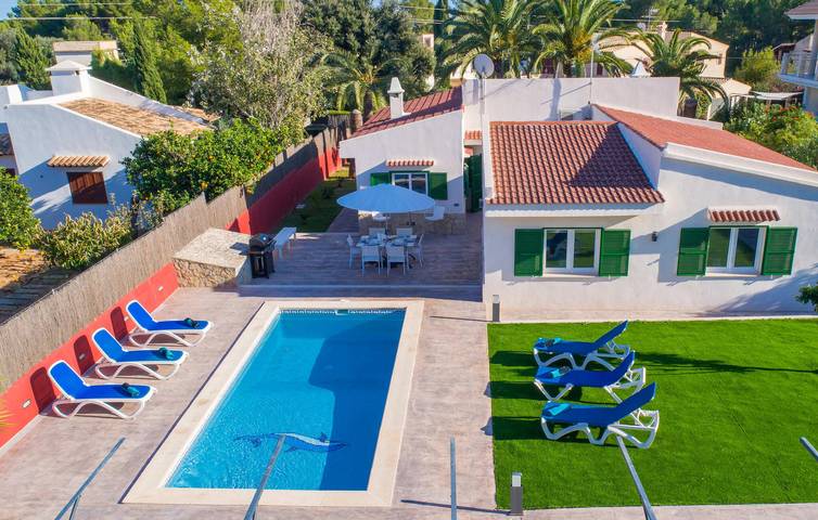 Apartamento de lujo junto a la playa con piscina y terraza in Son Moll, Capdepera
