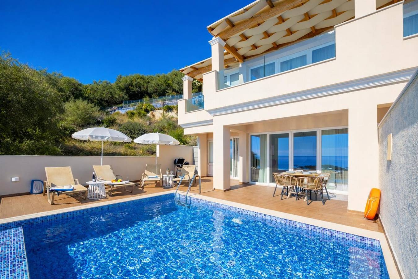 Villa pour 4 Personnes dans Mparmpati, Corfou