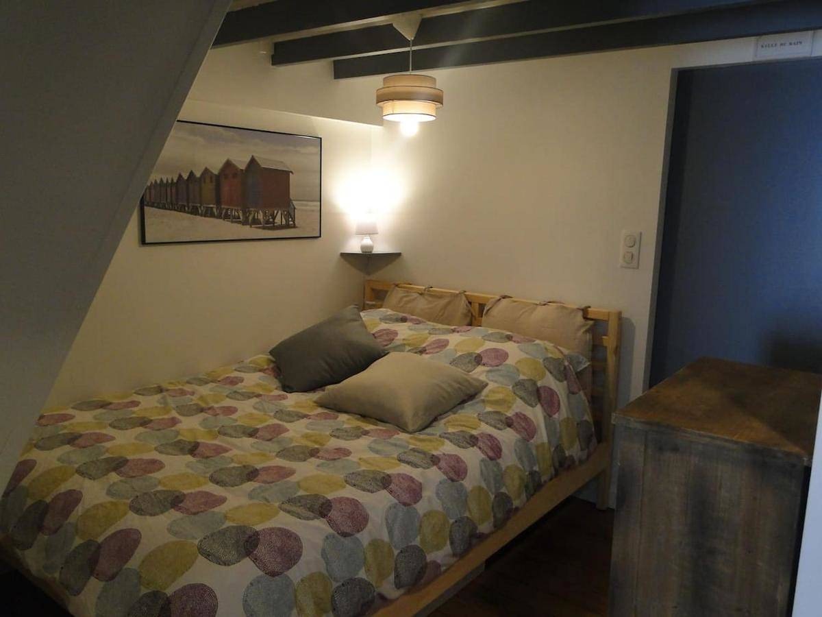 Appartement entier, Two-Bedroom Apartment in Fécamp, Région du Havre