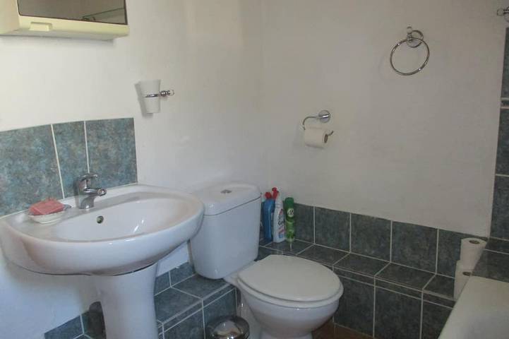 Location de vacances pour 5 personnes, avec terrasse et jardin à Oust - 4