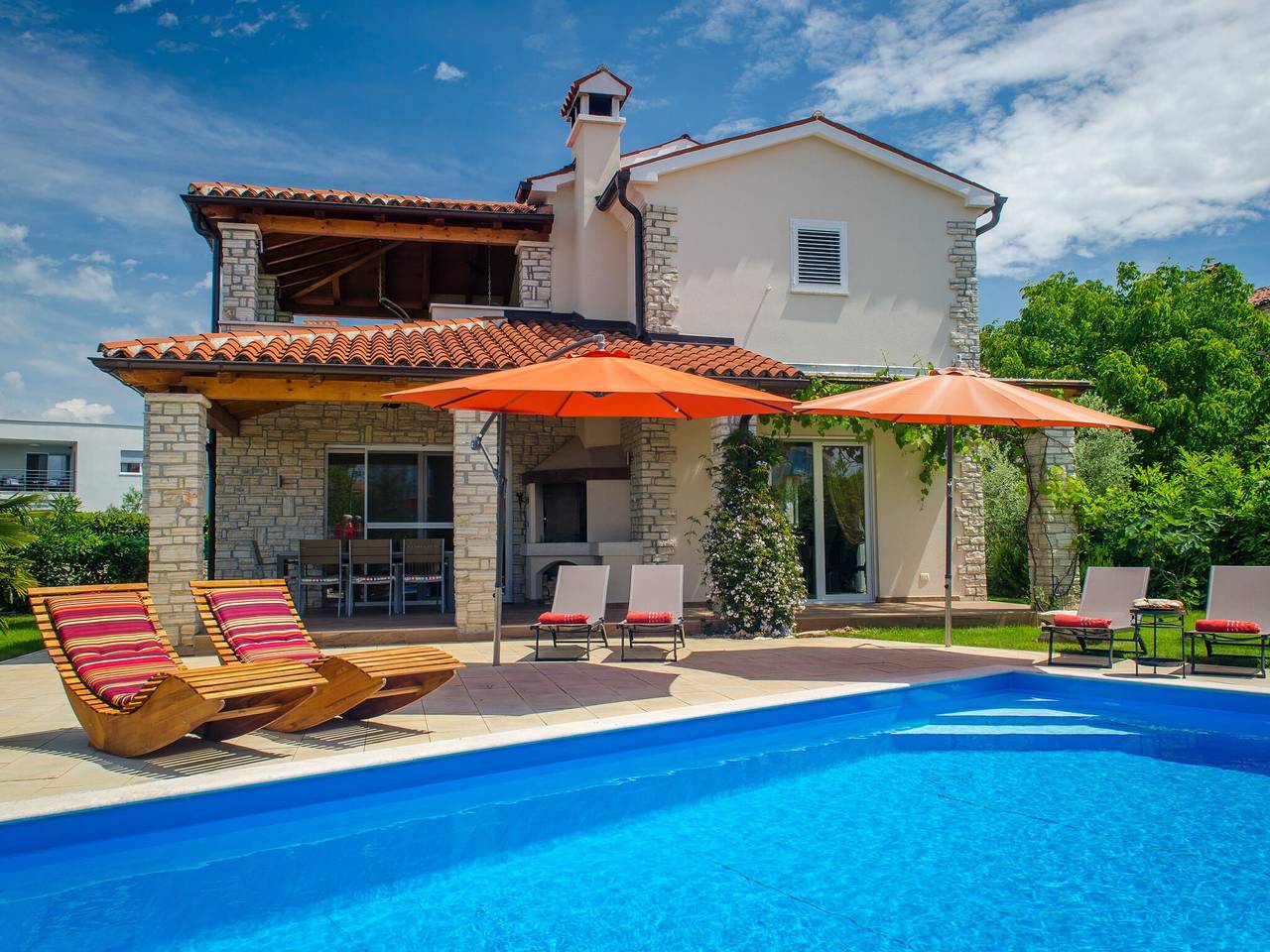 Villa in Novigrad mit Pool am Strand in Umag und Umgebung