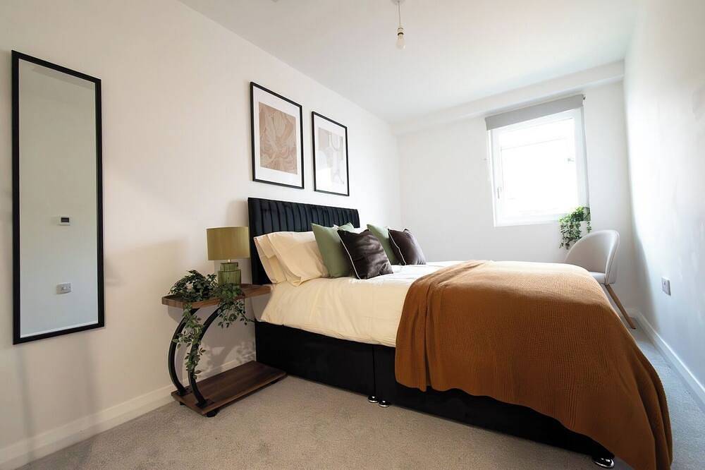 Appartement entier, 2Br Apartment Near Outlet and Station with Lift in Ashford, Région d'Ashford