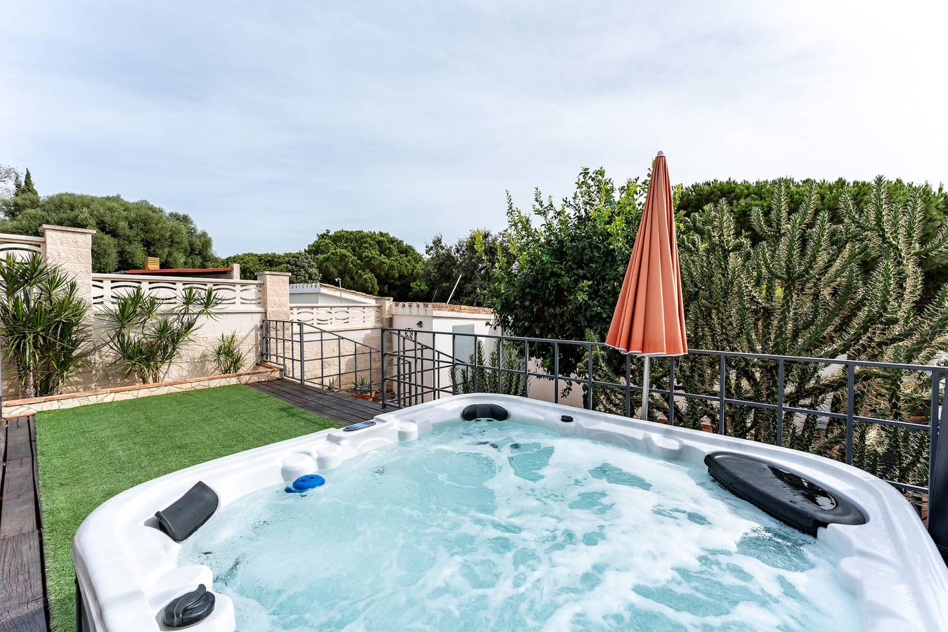 Casa Gosia bungalow cerca de Cabopino in Artola, Marbella