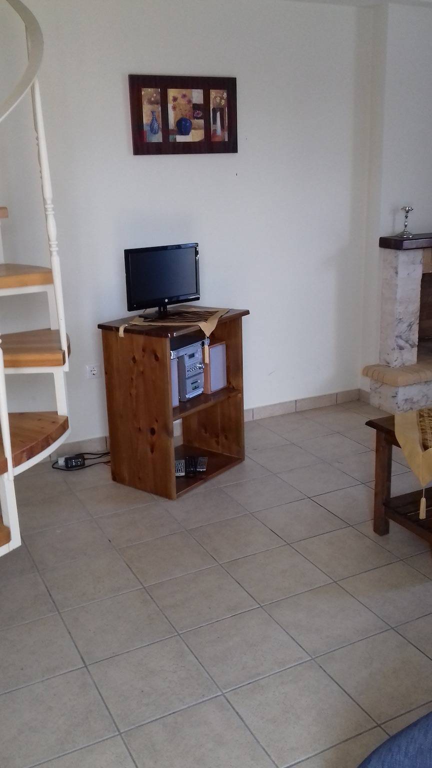 Charmantes Haus in Kiato mit Meerblick in Kiato, Korinthia