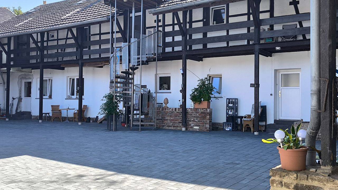 Ganze Ferienwohnung, Ferienwohnung für 4 Personen (70 m²) in Meckenheim in Meckenheim, Rhein-Sieg-Kreis