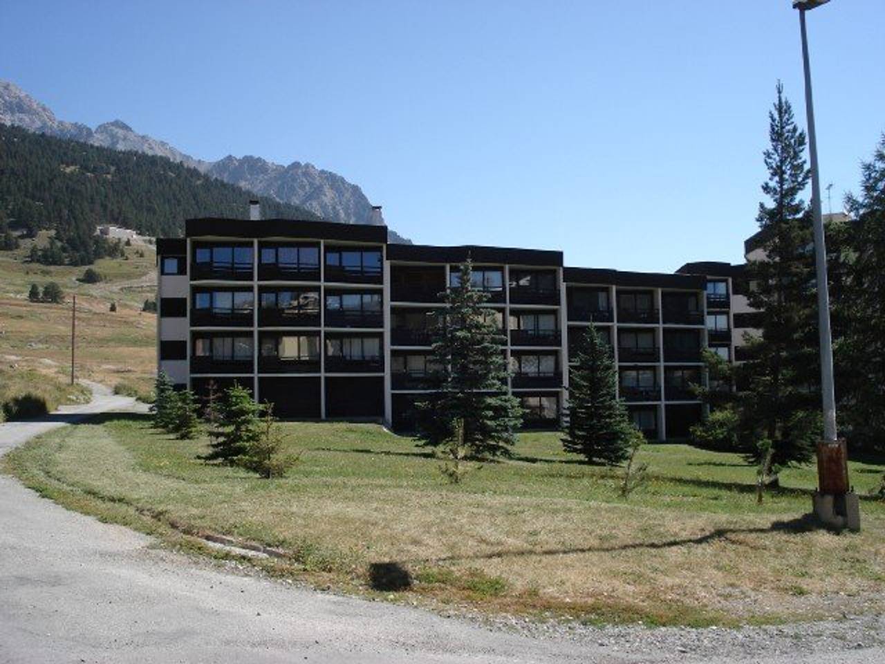 Estudio entero, Estudio renovado para 3 en el centro de Montgenèvre con parking in Montgenèvre, Briançon region