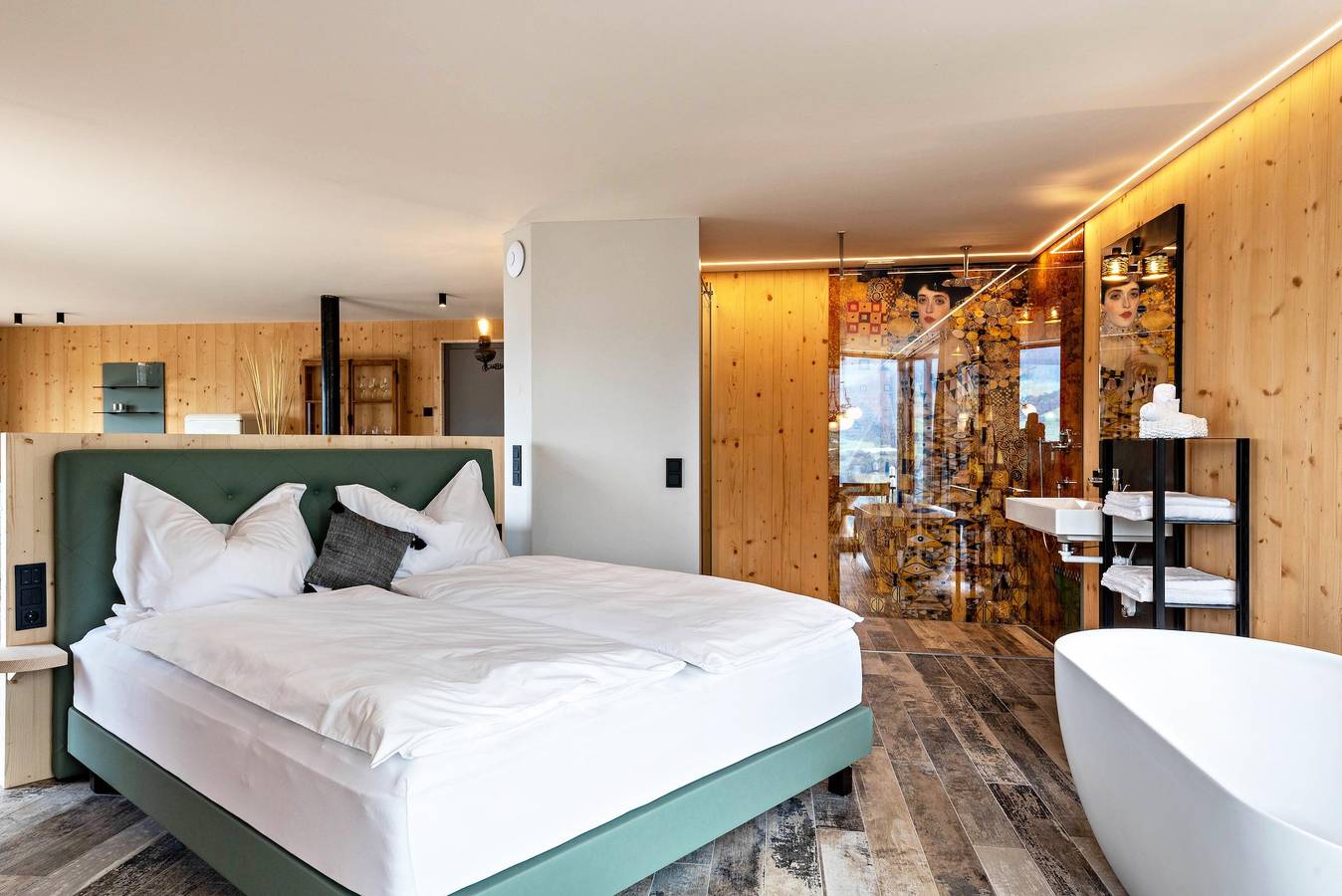 Ganze Wohnung, Aumia Ferienwohnung Diamant' mit Bergblick & Terrasse in Völs am Schlern, Dolomiti Superski