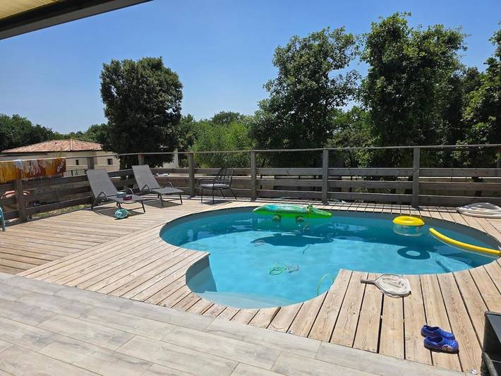 Location de vacances pour 7 personnes, avec piscine ainsi que terrasse et jardin à Donzère - 2