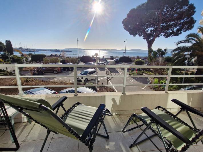 Gîte pour 4 personnes, avec Balcon et Terrasse dans Plage De La Croisette Sainte Maxime