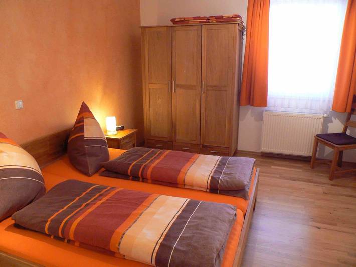 Ferienwohnung für 2 Personen, mit Balkon und Whirlpool sowie Garten und Sauna im Waldecker Land - 3