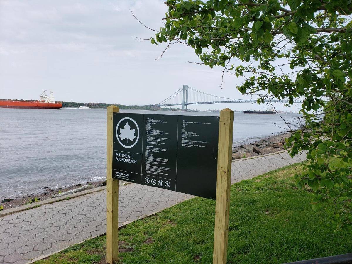 Harbor House Bed and Breakfast in Staten Island, New York