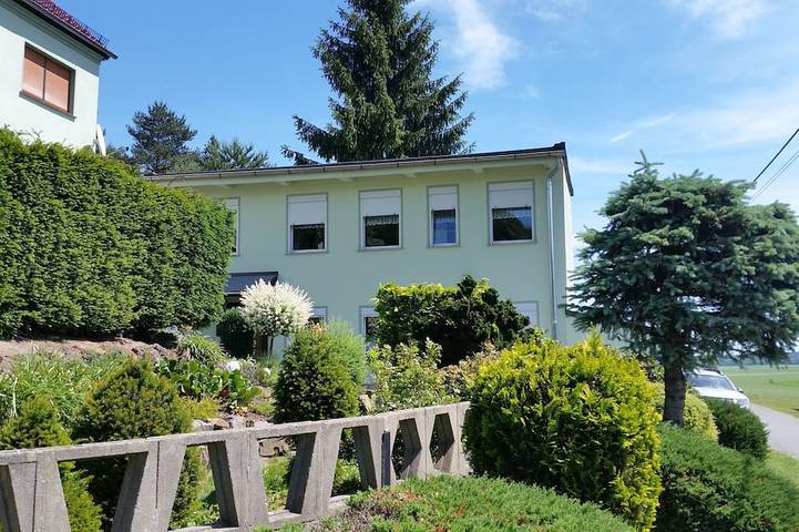 Ferienwohnung für 3 Personen, mit Garten