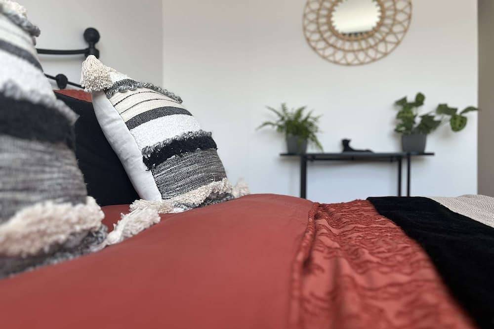 Entire apartment, Central Tranquil Deluxe Urban Retreat in Leicester, Heart of England