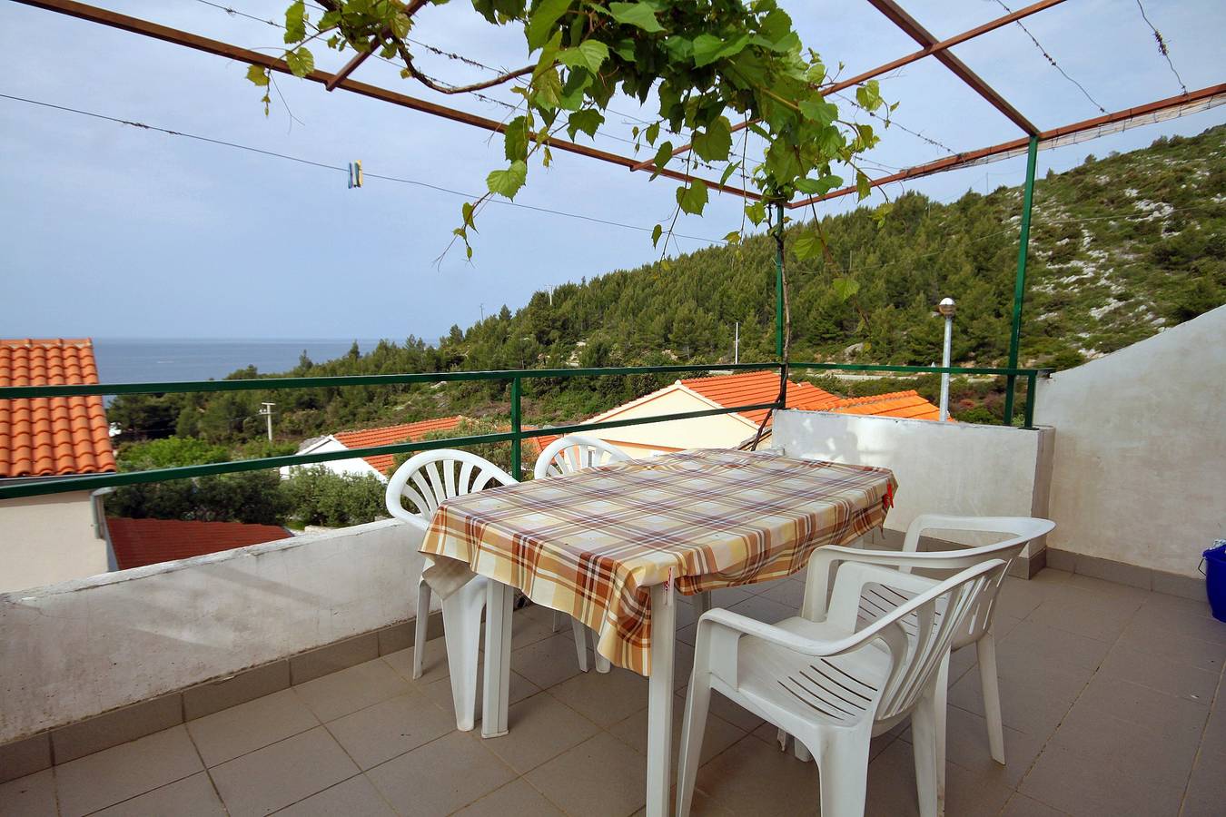 Appartamento vacanze a Općina Jelsa a partire da 120€ a notte