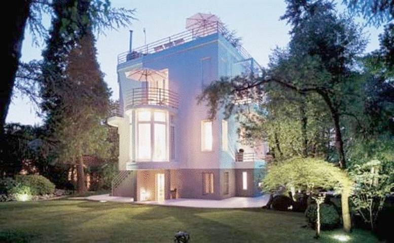 Casa vacanza per 2 persone, con Terrazza e Giardino nonché Piscina a Tortona
