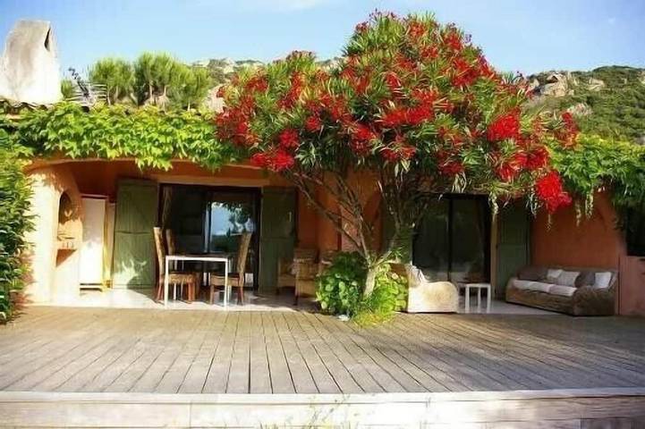 Vakantiehuis voor 6 personen, with tuin and zwembad as well as terras in Porto-Vecchio