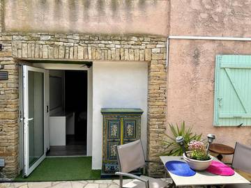 Cottage pour 2 personnes, avec jardin ainsi que terrasse et vue, animaux acceptés à Ceyreste