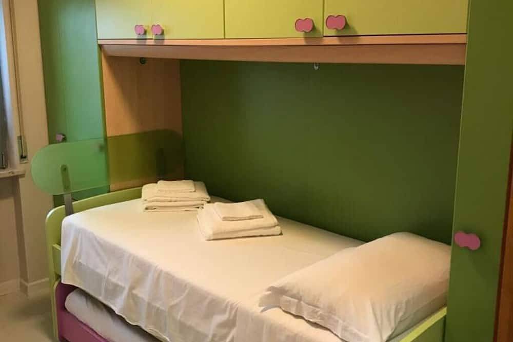 Apartamento entero, Casa de Sonia: a 50 metros de la playa. Ideal para familias. Vistas al mar. in Montesilvano Marina, Montesilvano