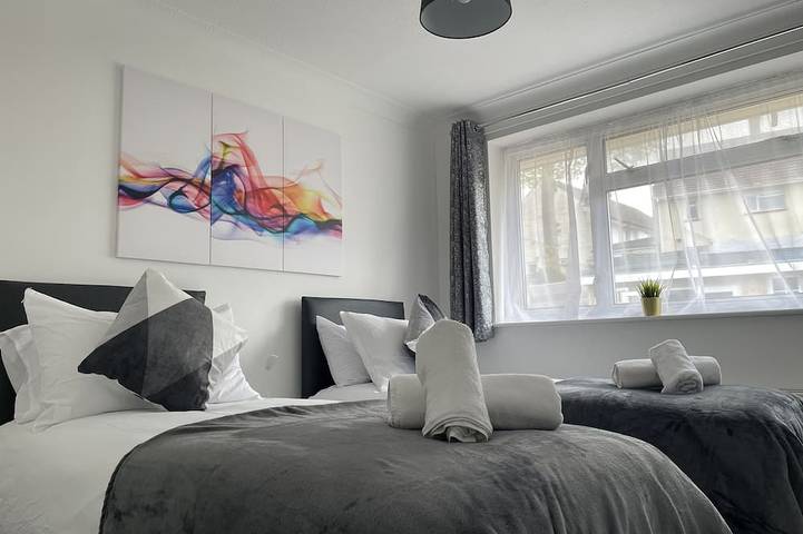 Location de vacances pour 10 personnes, avec jardin dans Chatham (United Kingdom) - 2